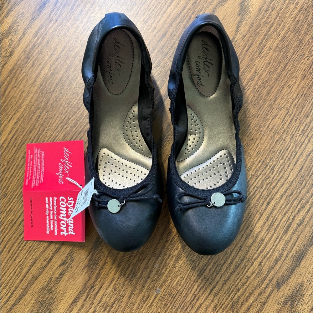 Dexflex Comfort Black Ballet Flats
